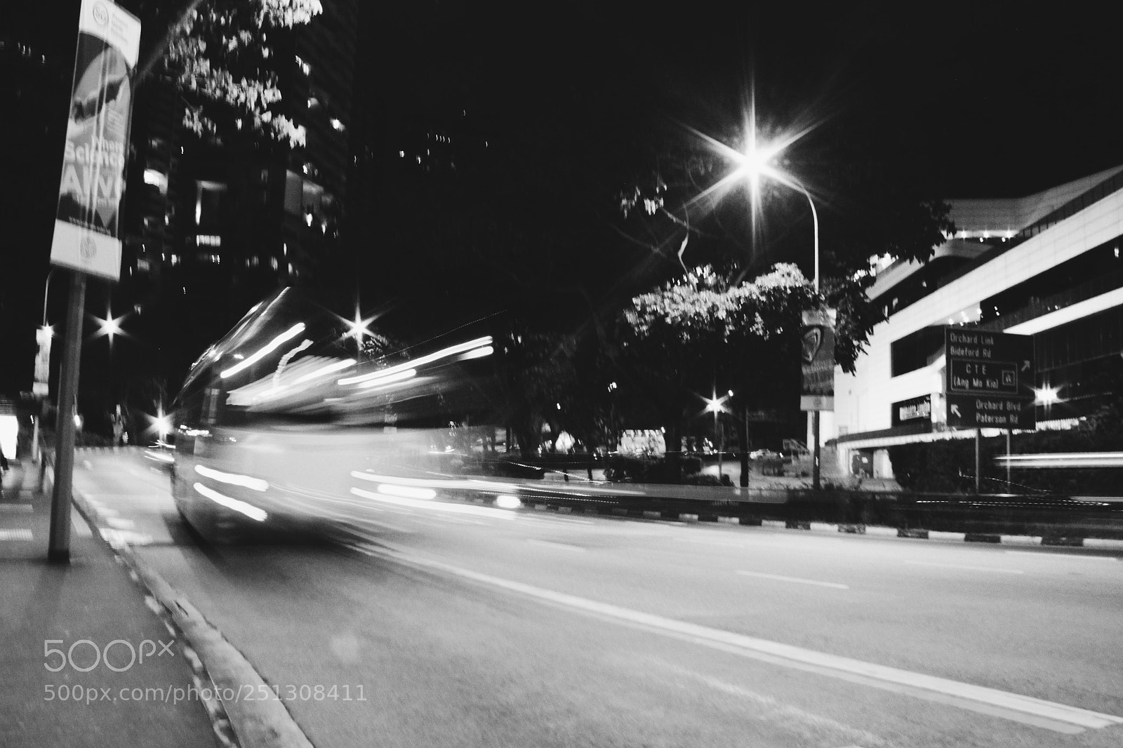 Canon EOS 600D (Rebel EOS T3i / EOS Kiss X5) sample photo. Singapore streets photography