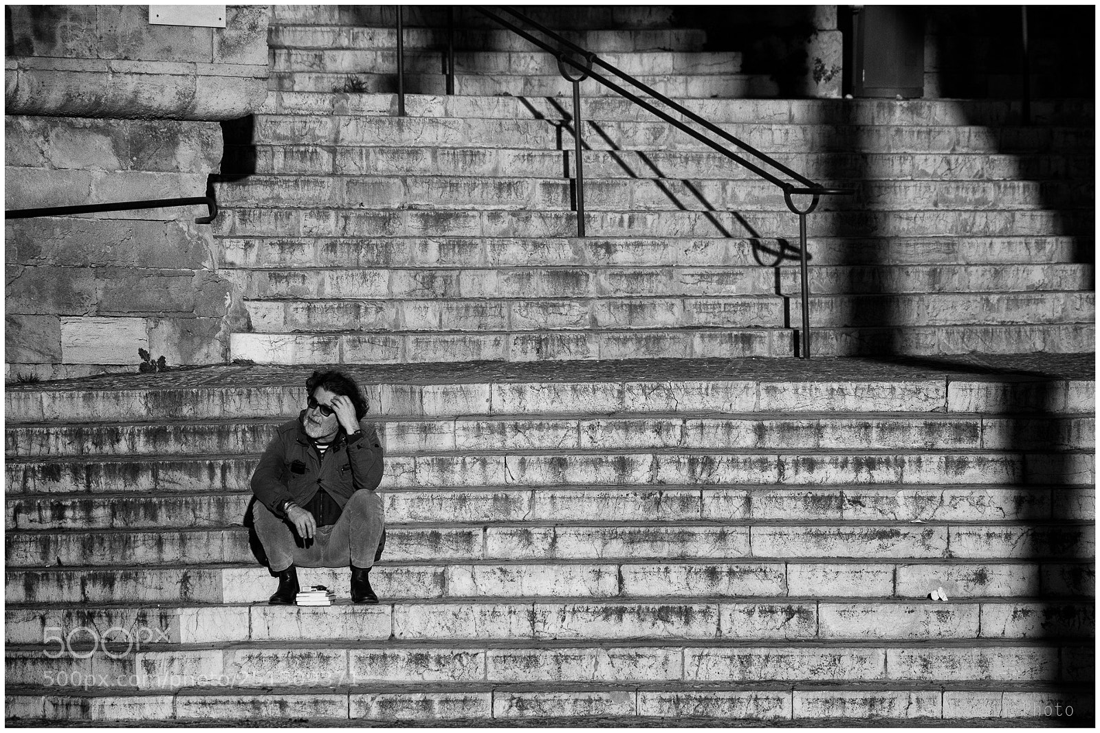Olympus PEN-F sample photo. Thinking photography