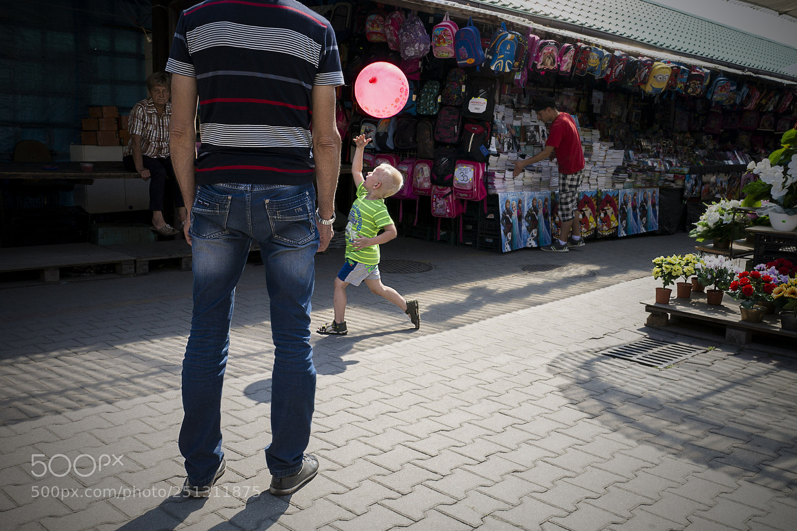 Sony SLT-A99V sample photo. Pink baloon photography