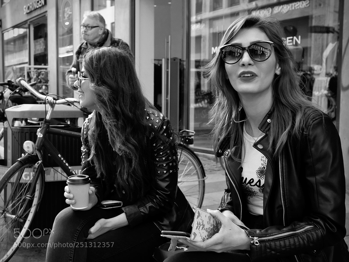 Fujifilm X-Pro2 sample photo. Spring girls photography