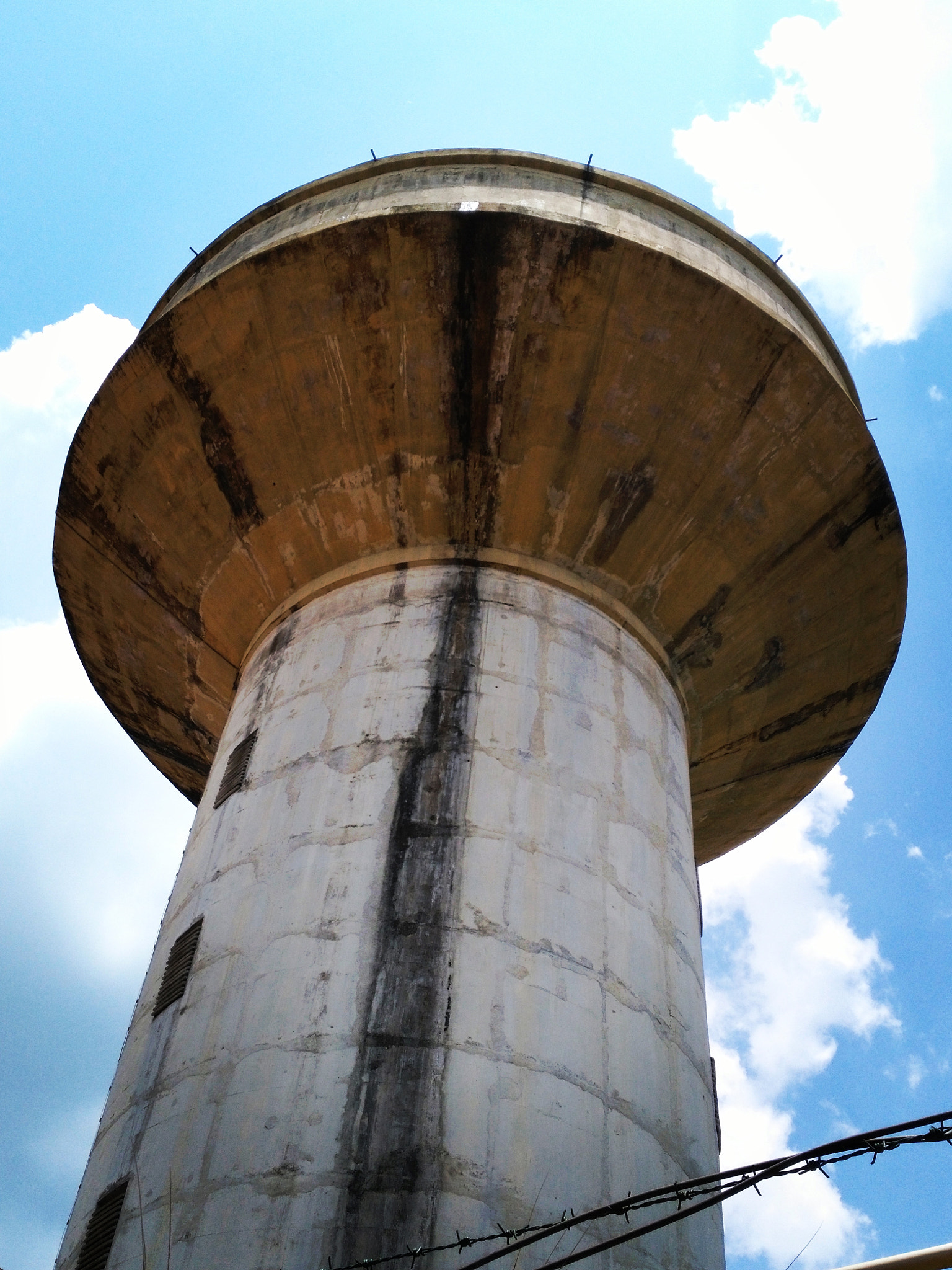 HUAWEI GR5 sample photo. Watertank photography