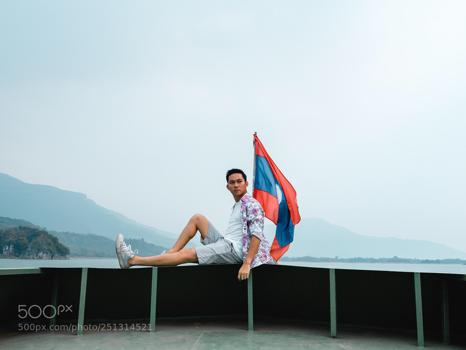 Olympus OM-D E-M10 II sample photo. Nation lover photography