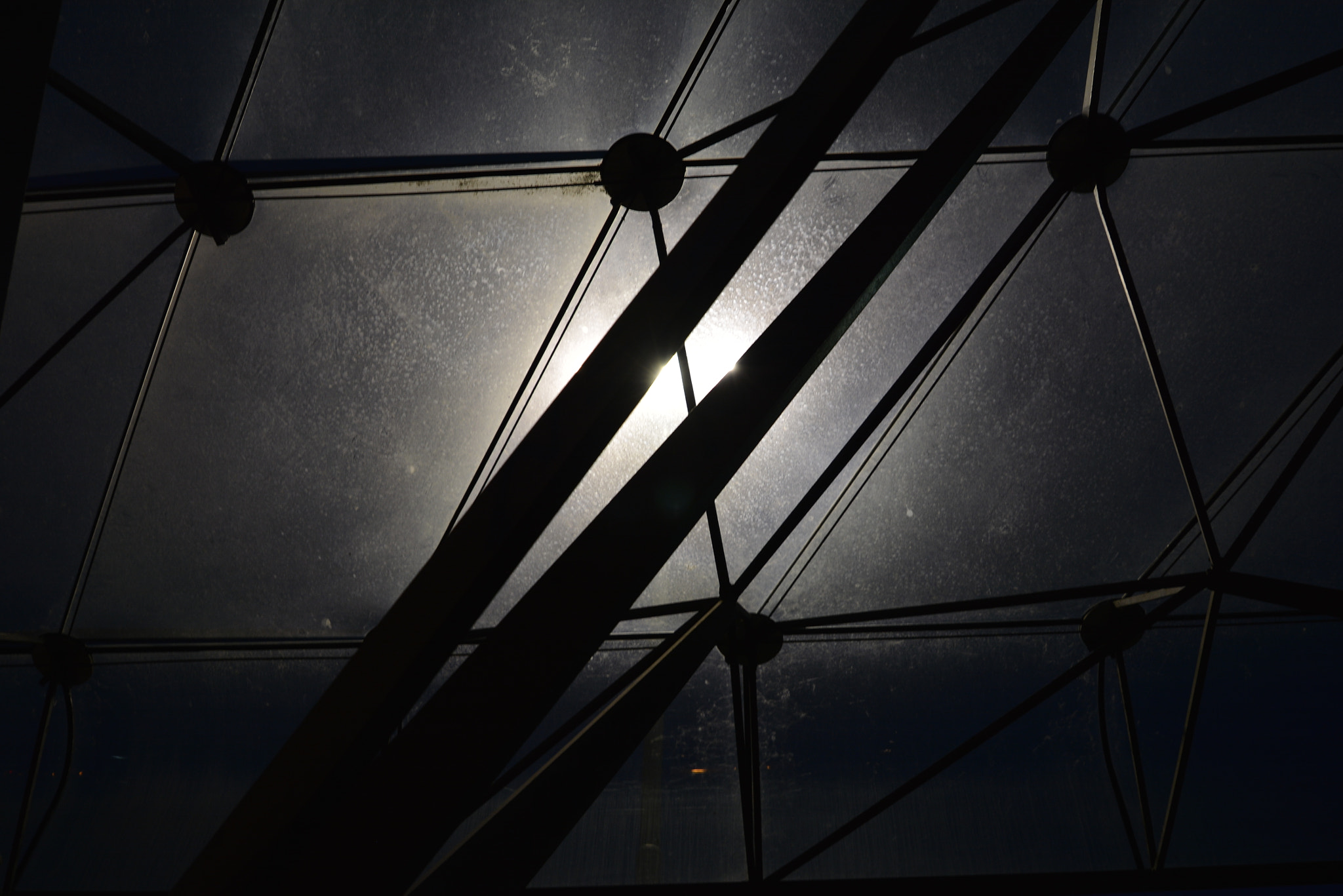 Nikon D7100 + Sigma 24-105mm F4 DG OS HSM Art sample photo. Bus stop photography