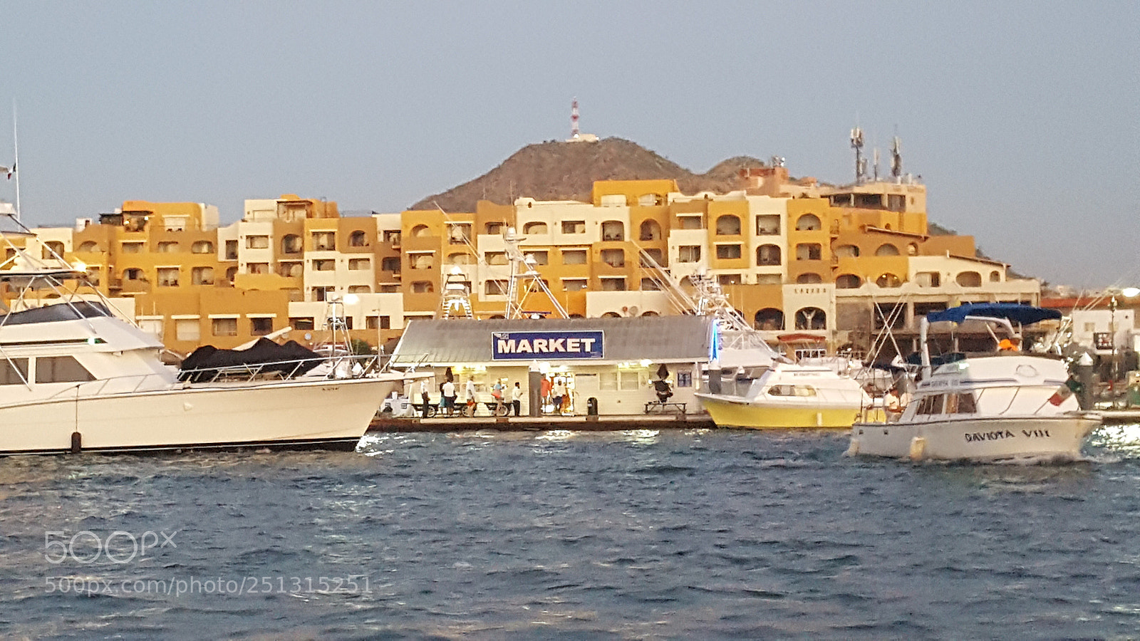 Samsung Galaxy S6 sample photo. Sunrise market photography