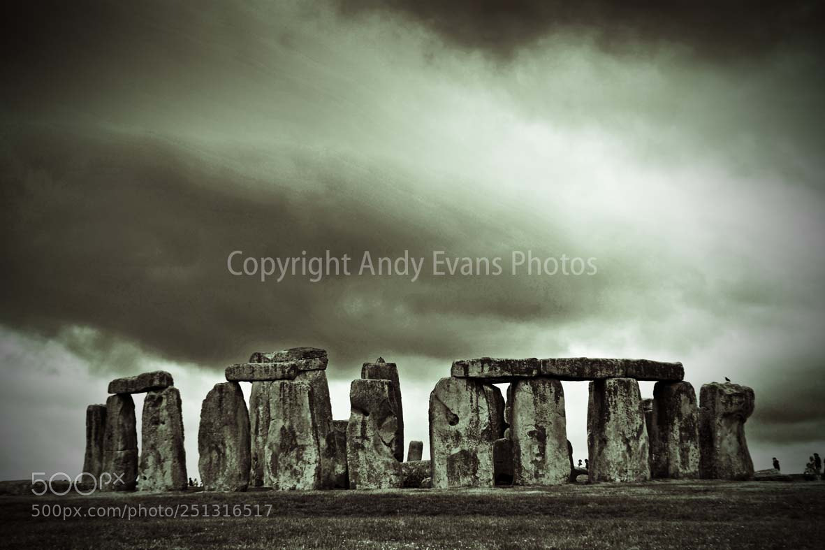 Nikon D3000 sample photo. Stonehenge, unesco world heritage photography