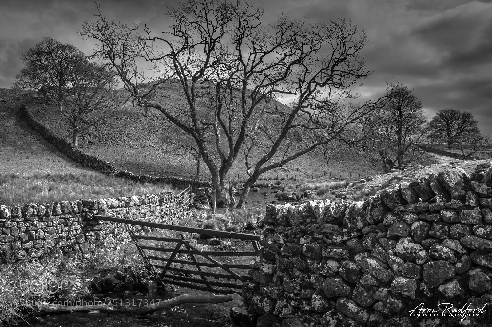 Nikon D5000 sample photo. Malham cove approach photography