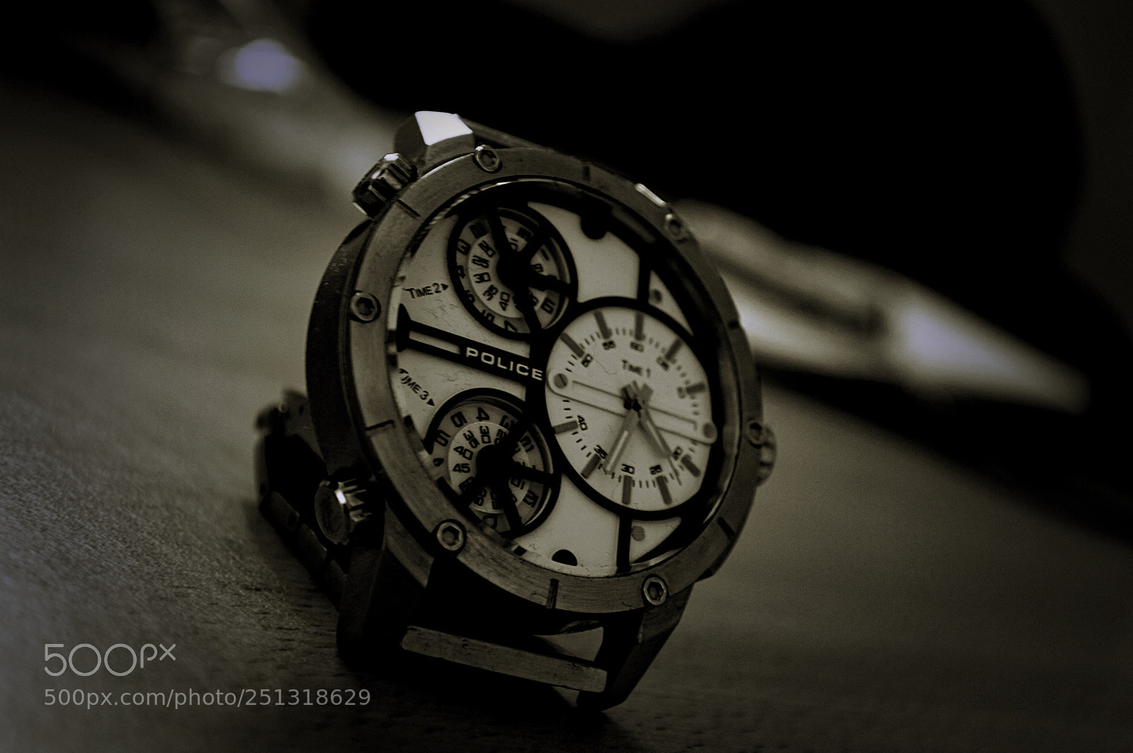 Nikon D3200 sample photo. Watch photography
