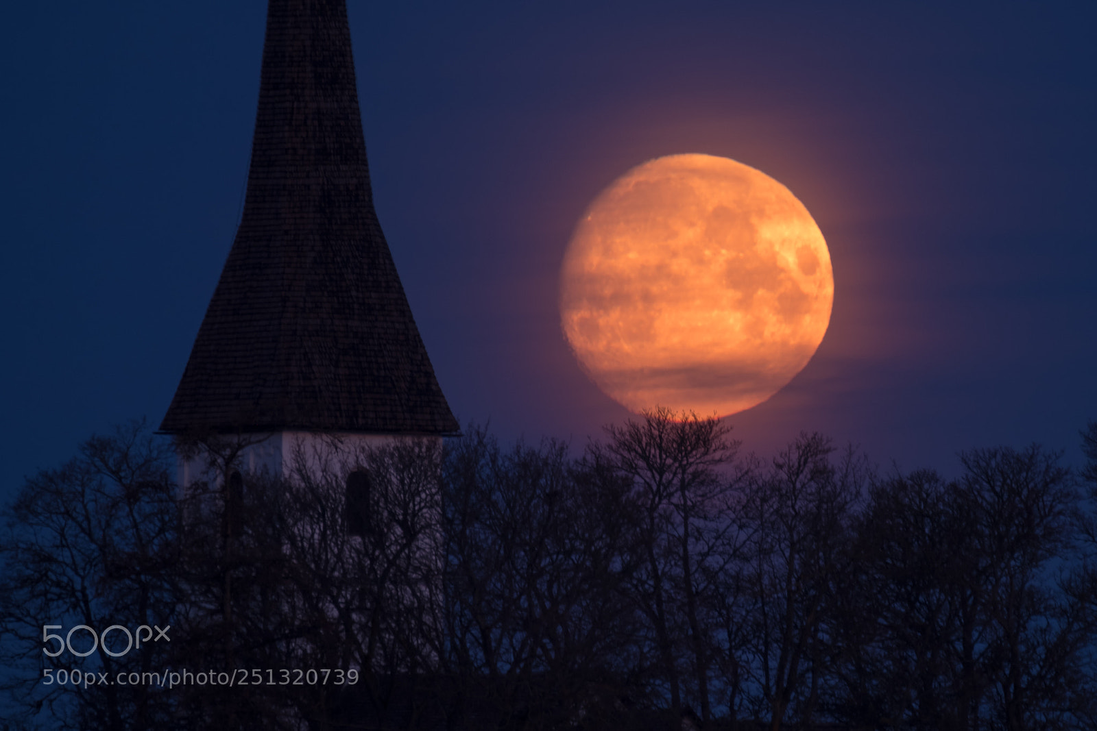 Fujifilm X-T20 sample photo. Moon over kaga photography