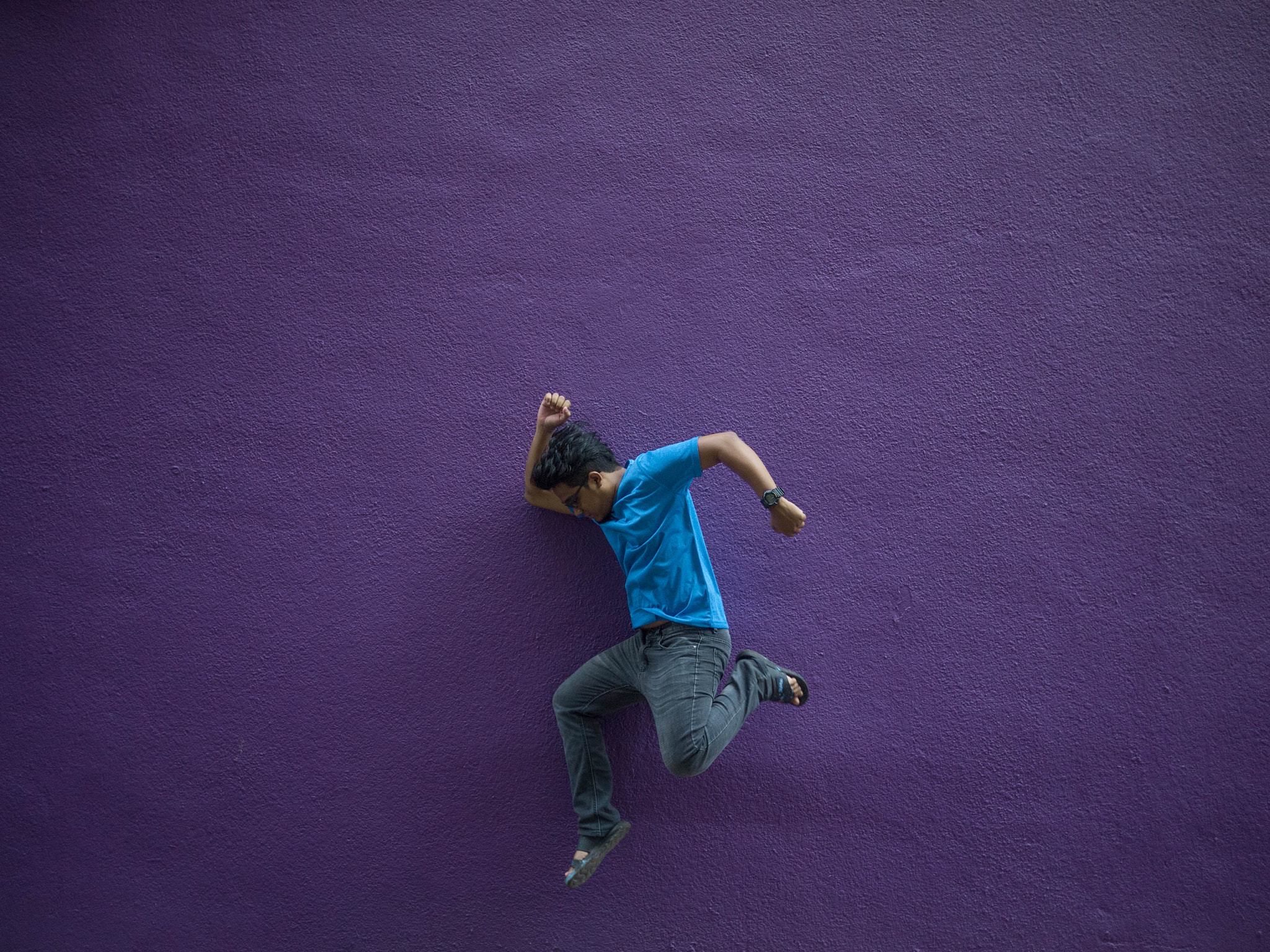 Panasonic Lumix DMC-GF1 sample photo. Levitation photography