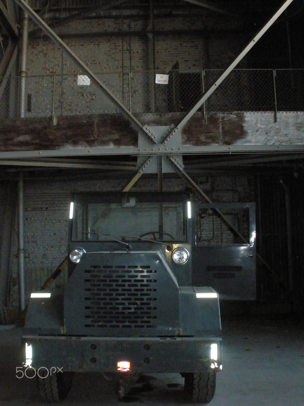 Olympus FE340,X855,C560 sample photo. Air force jeep photography