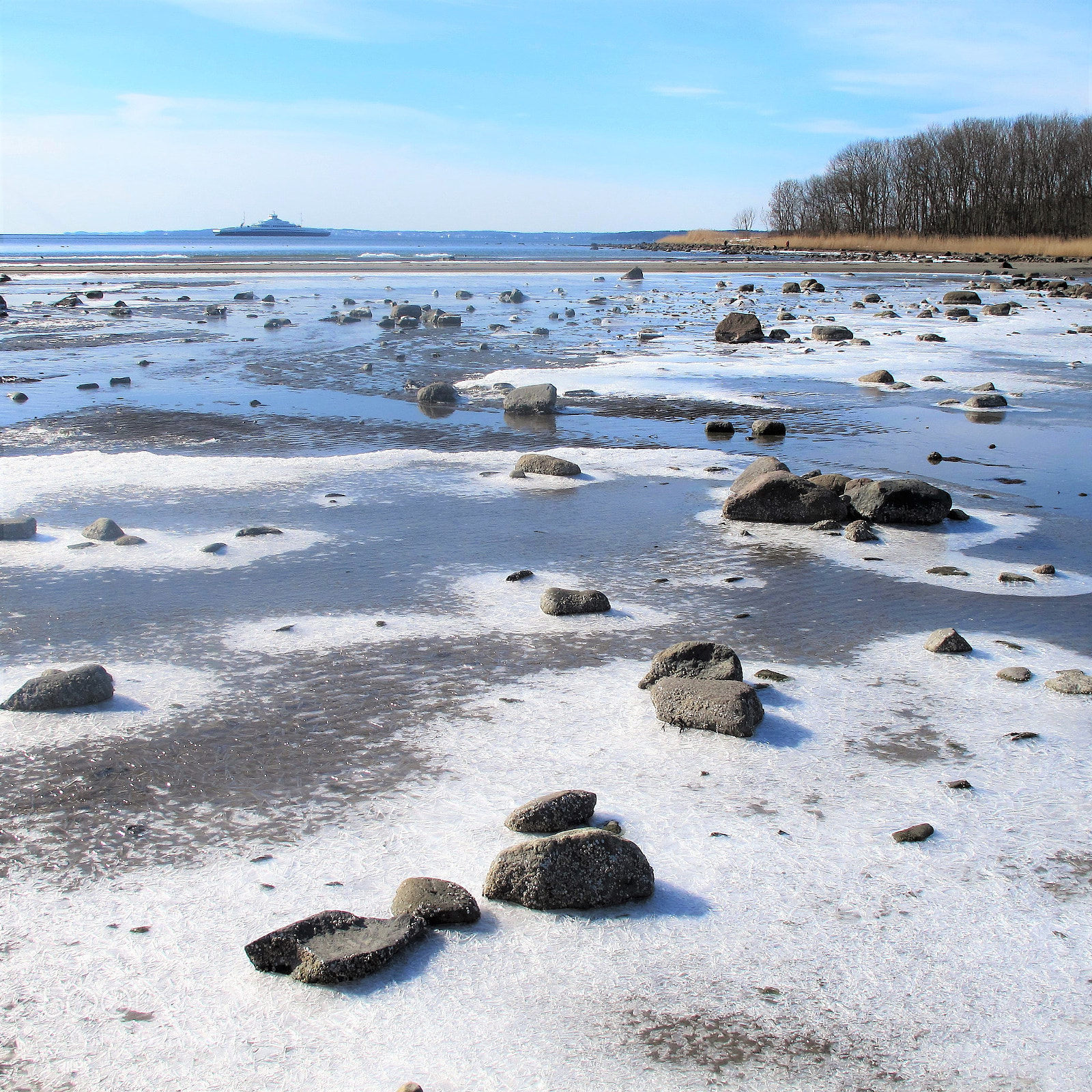 Canon PowerShot G12 sample photo. Frozen beach photography