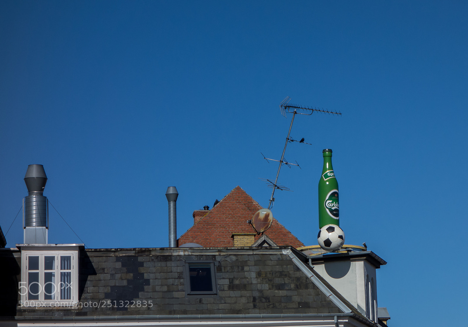 Sony Cyber-shot DSC-RX100 sample photo. Beer and football photography