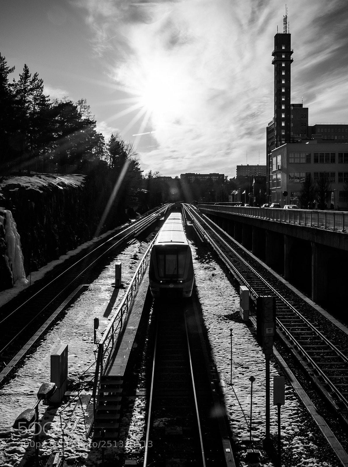 Canon EOS 5D Mark IV sample photo. Metro station - telefonplan photography