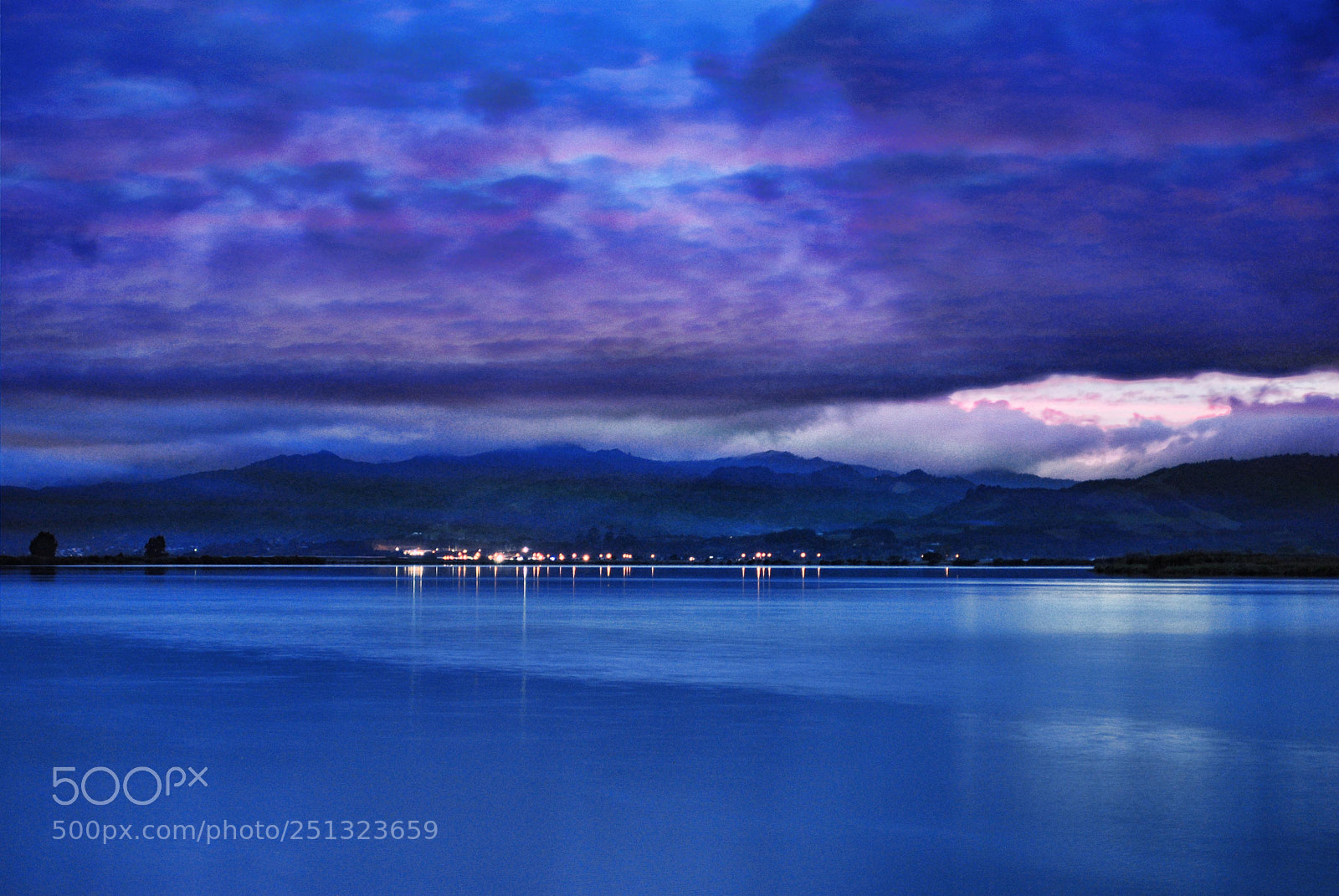 Nikon D3000 sample photo. Distant lands photography