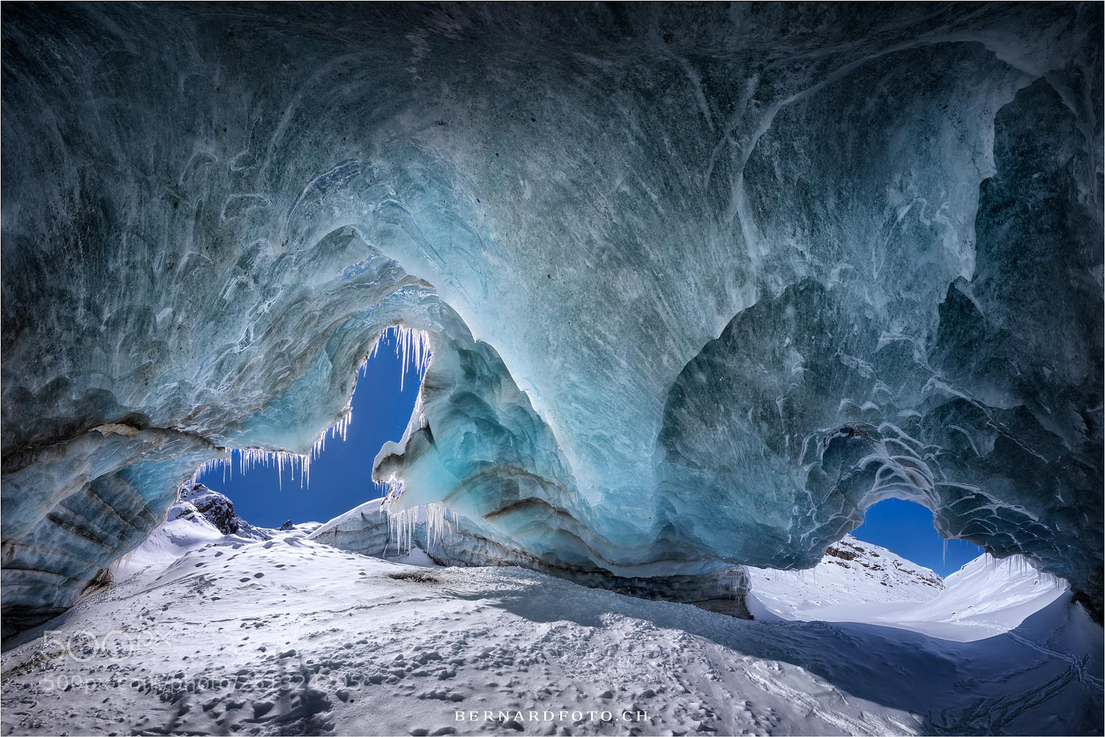 Canon EOS 5DS R sample photo. Under the ice bridge photography