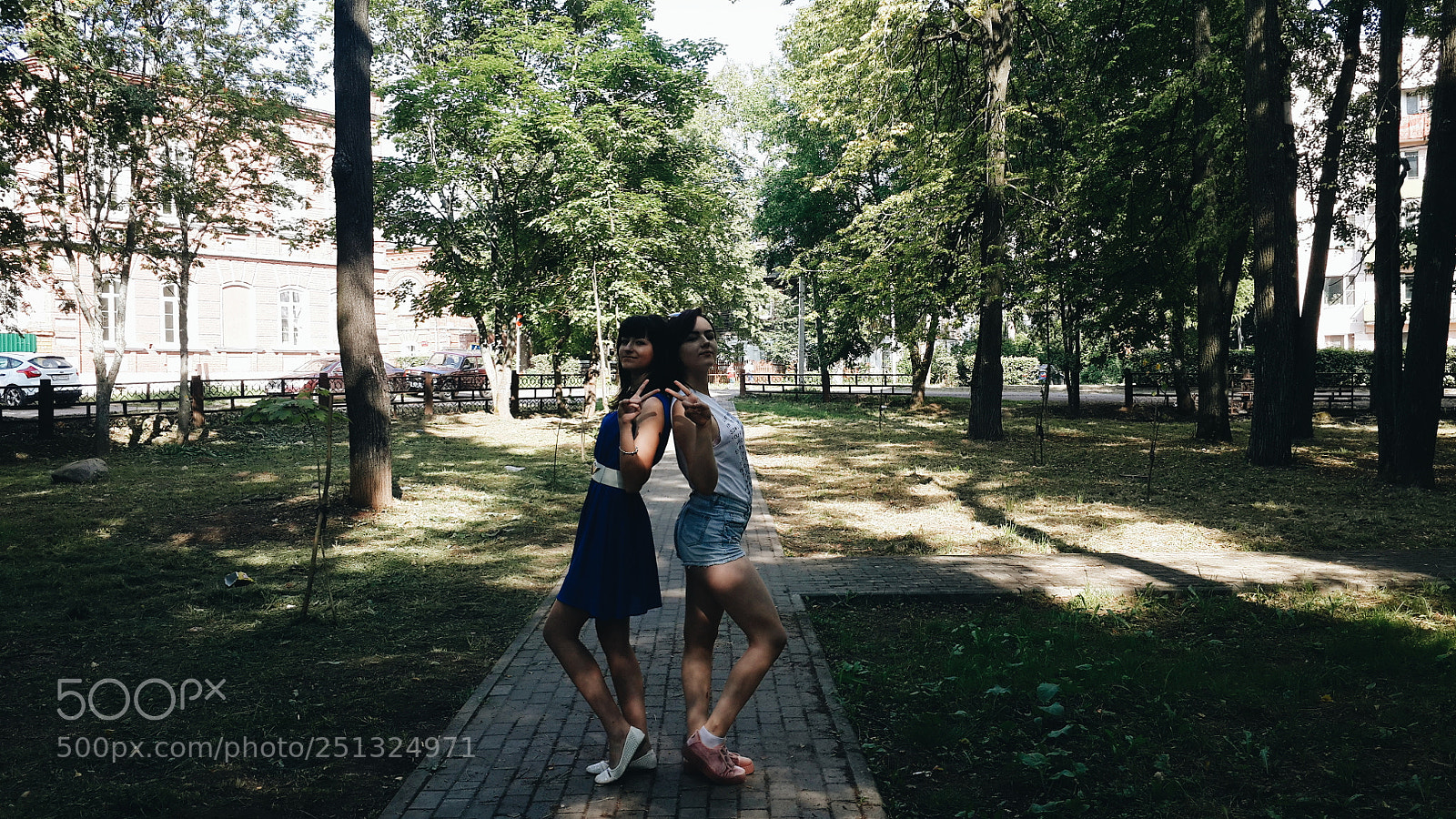 Samsung Galaxy S4 sample photo. Lovely girls photography
