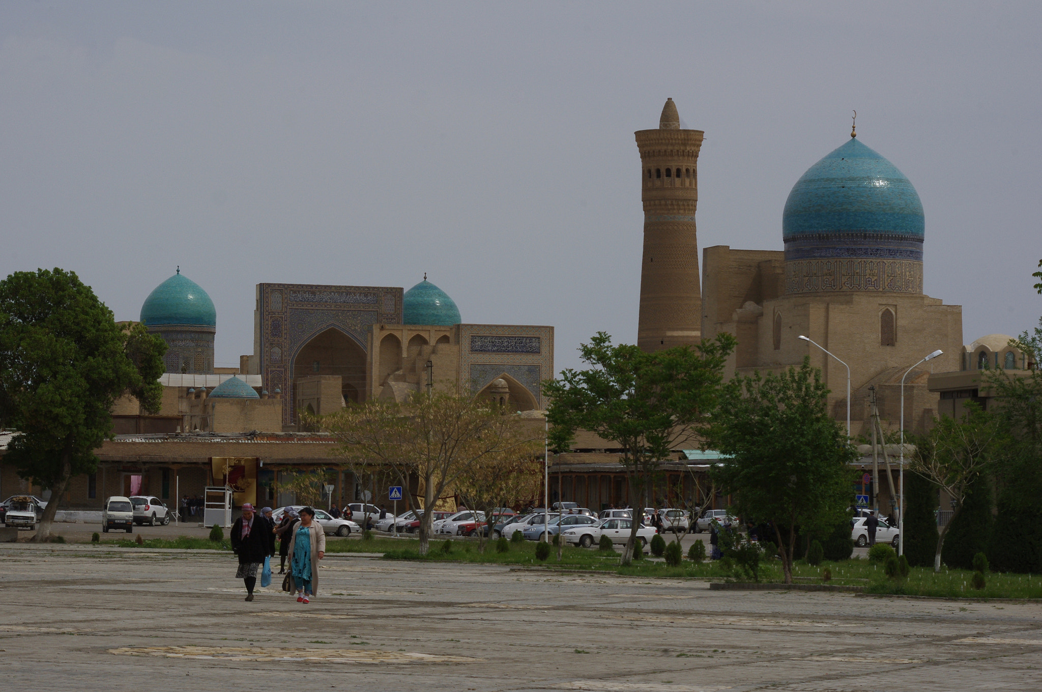 smc PENTAX-DA L 55-300mm F4-5.8 ED sample photo. Bukhara. blue domes photography