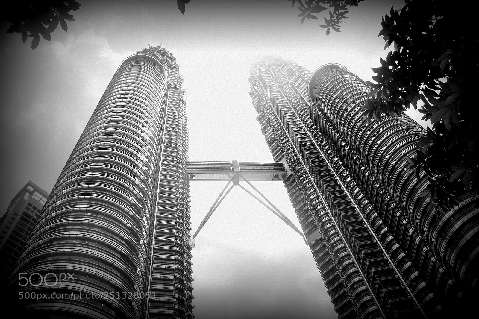 Canon EOS 700D (EOS Rebel T5i / EOS Kiss X7i) sample photo. Twin towers photography