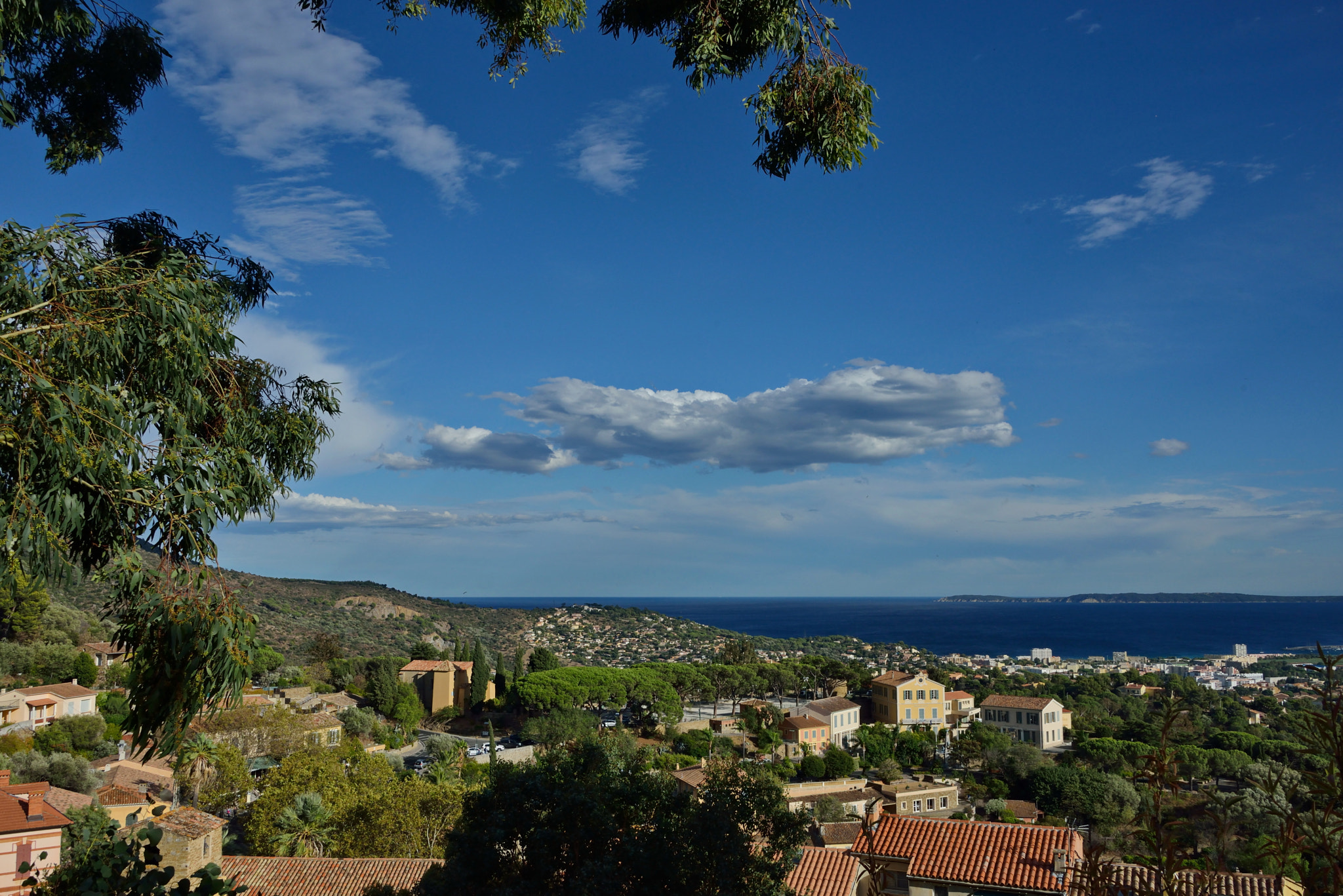 Nikon D800 + Nikon AF-S Nikkor 28-300mm F3.5-5.6G ED VR sample photo. View from bormes les mimosas on the islands photography