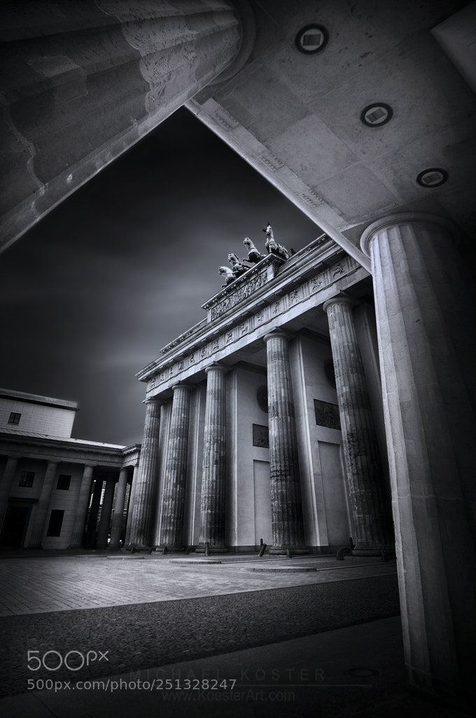 Pentax K-r sample photo. Brandenburger tor photography