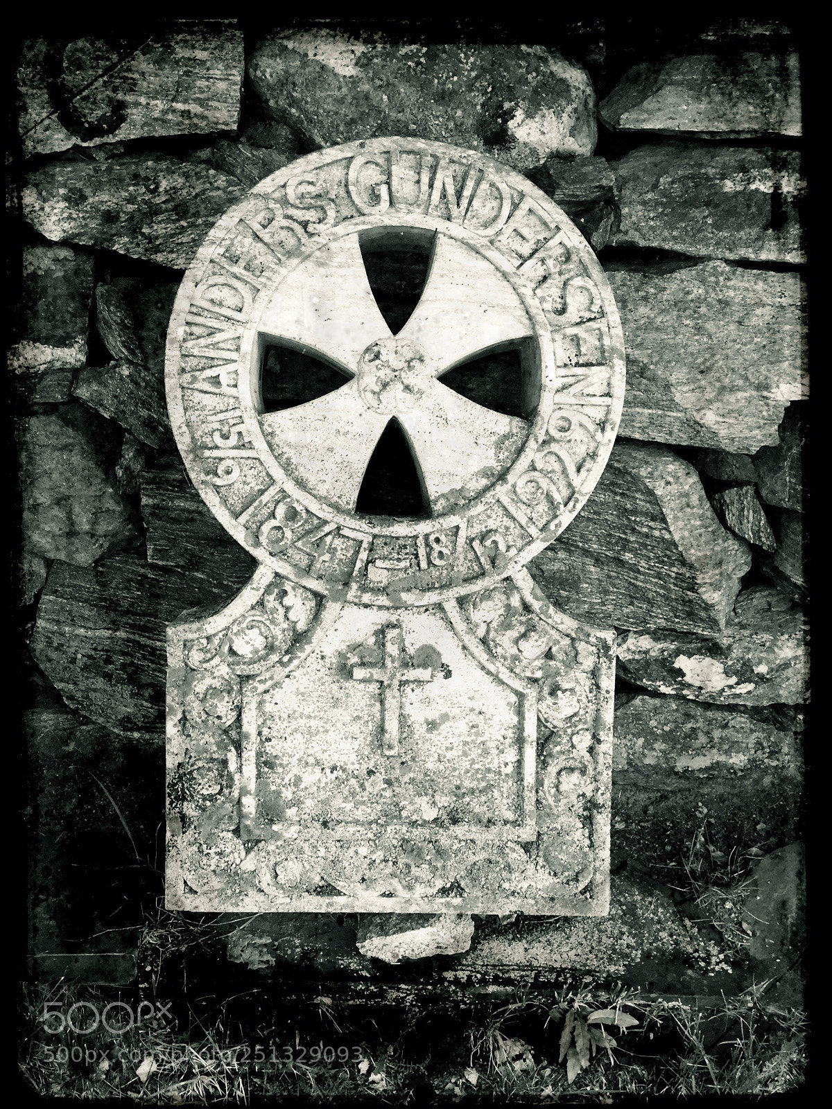 Apple iPhone 6 sample photo. Viking gravestone photography