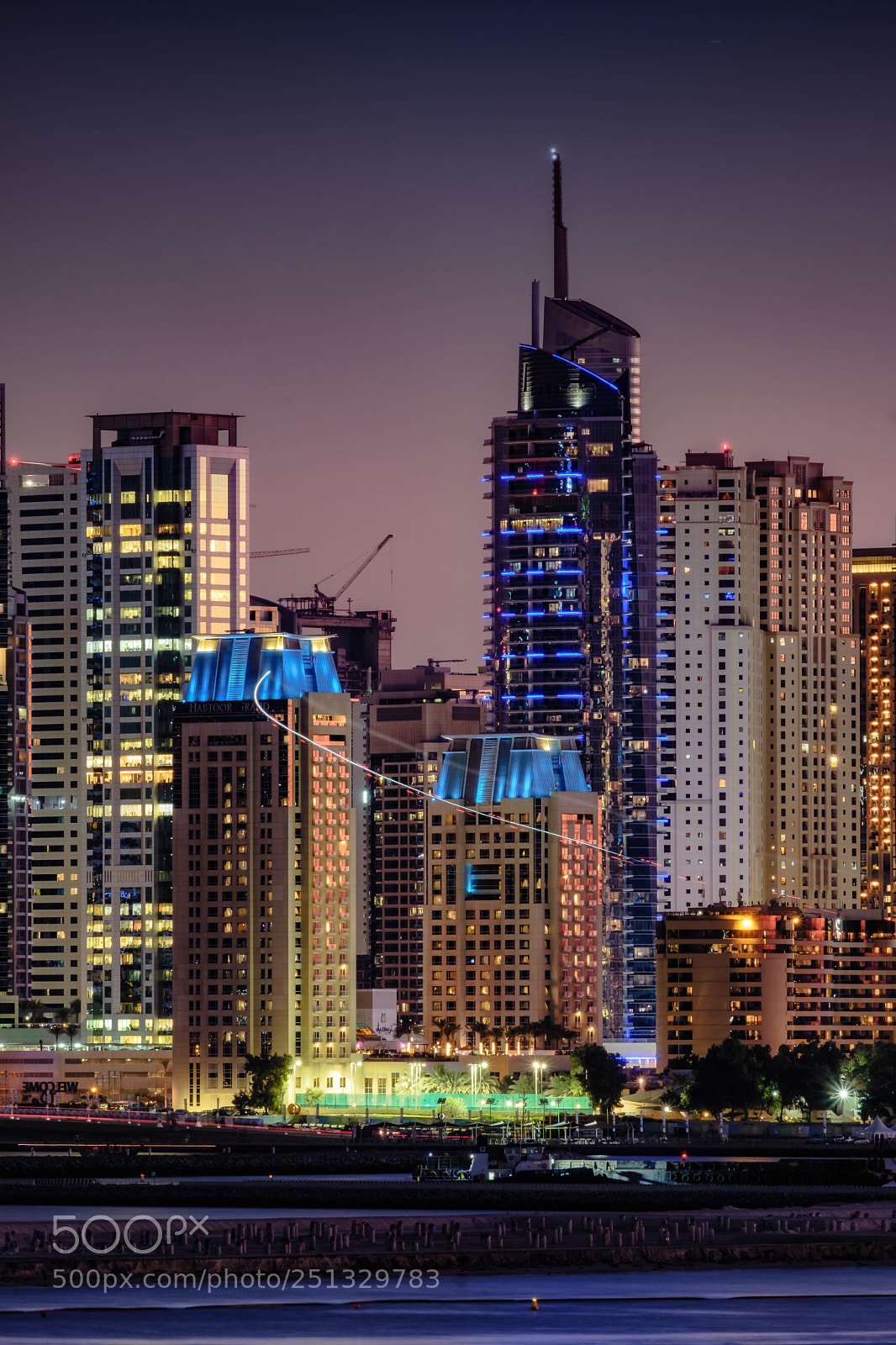 Fujifilm X-T2 sample photo. Dubai marina close photography