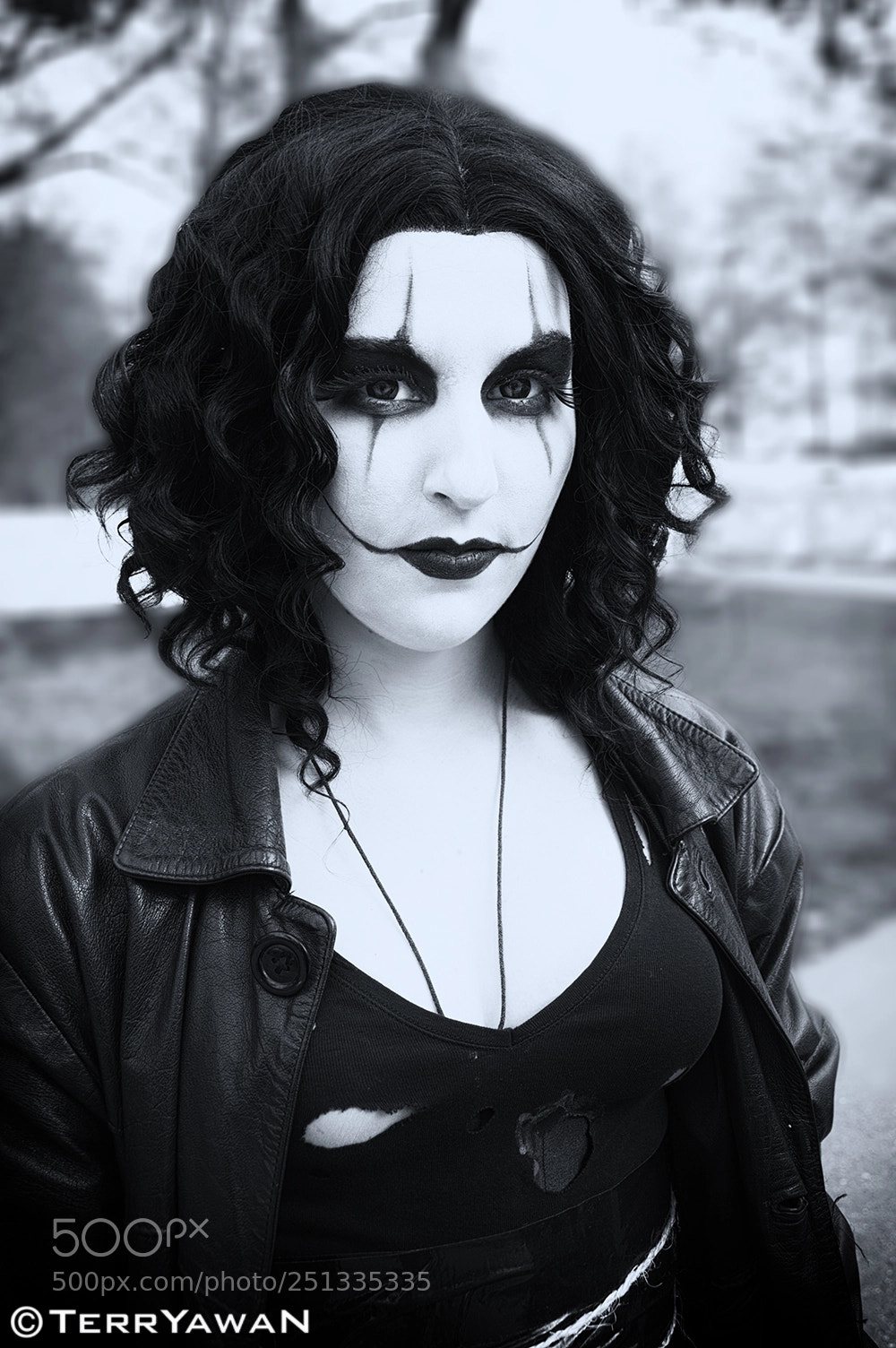 Nikon D3200 sample photo. The crow photography