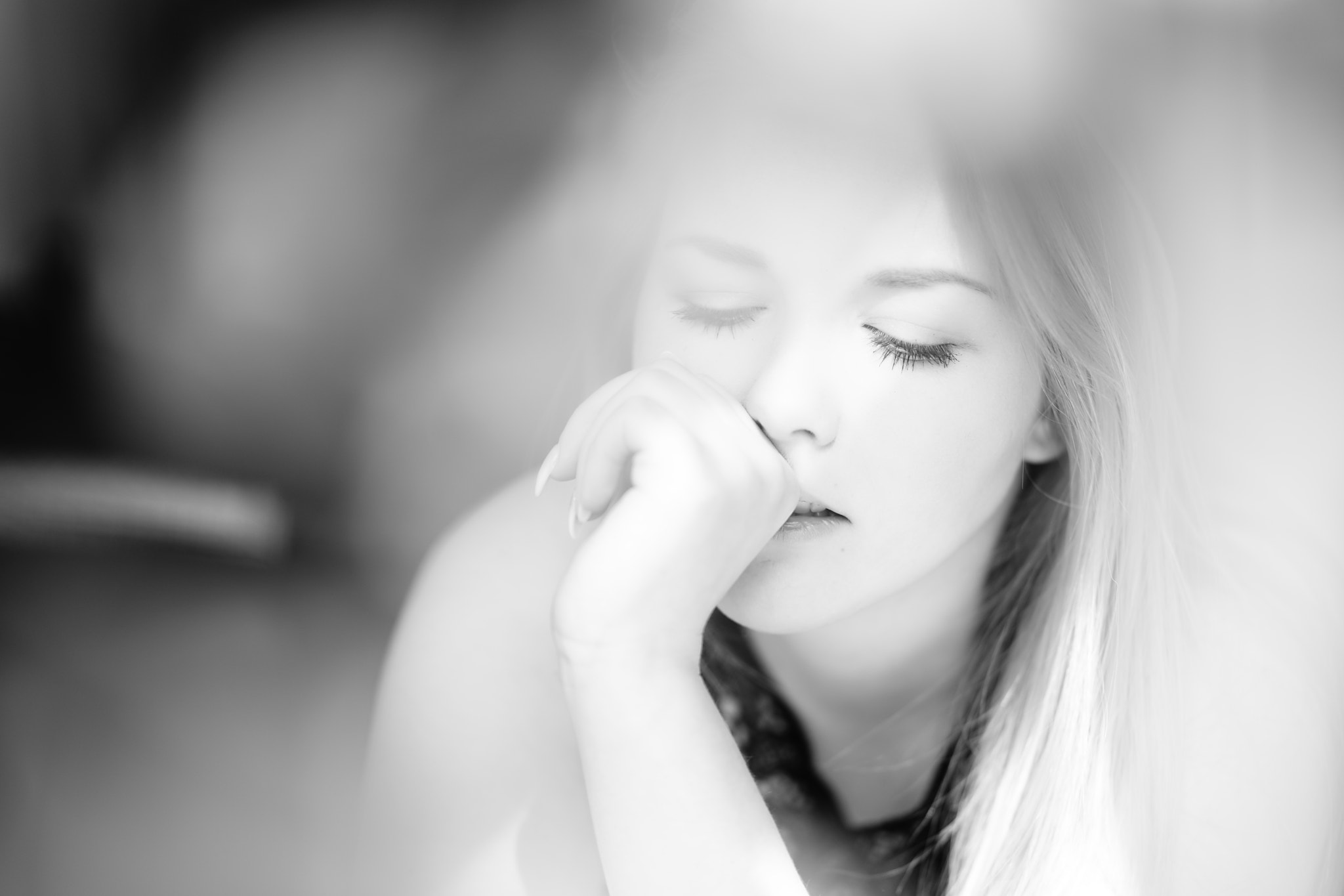 ZEISS Batis 85mm F1.8 sample photo. Light photography
