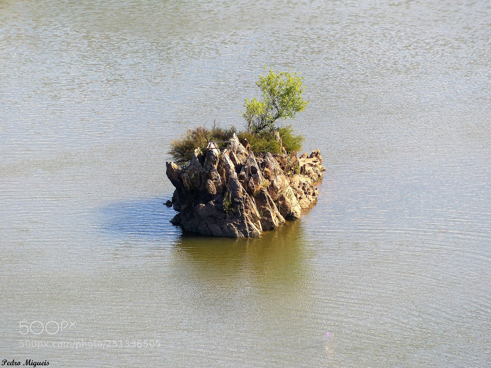Panasonic Lumix DMC-FZ200 sample photo. Islet photography