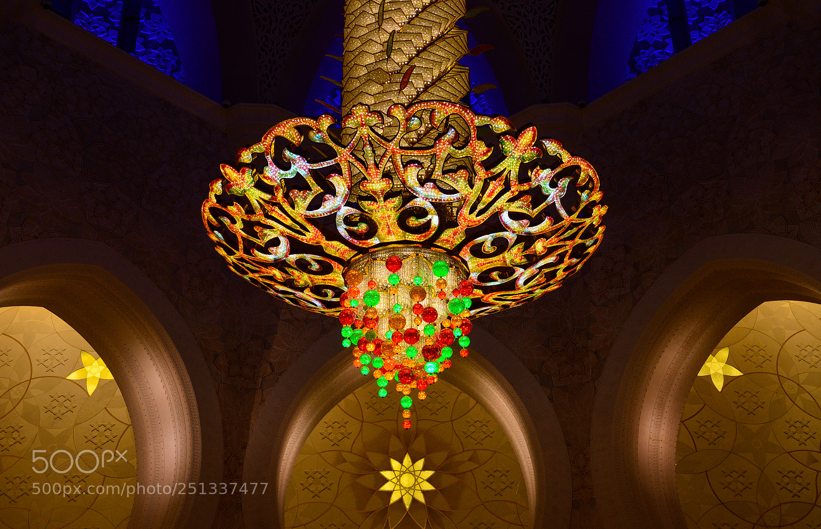 Nikon D4 sample photo. Chandelier photography