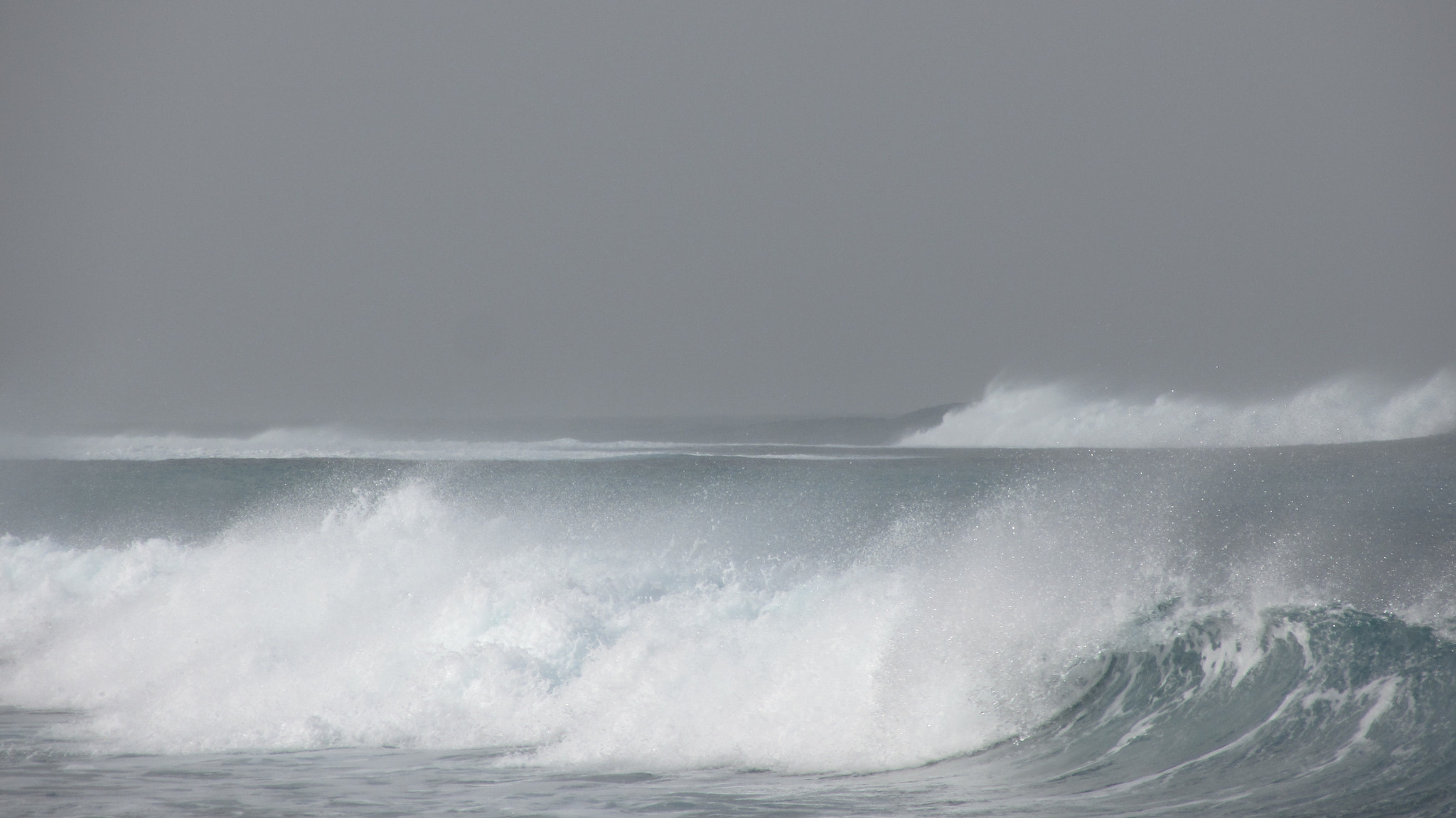 Canon PowerShot SX220 HS sample photo. Wind and waves photography