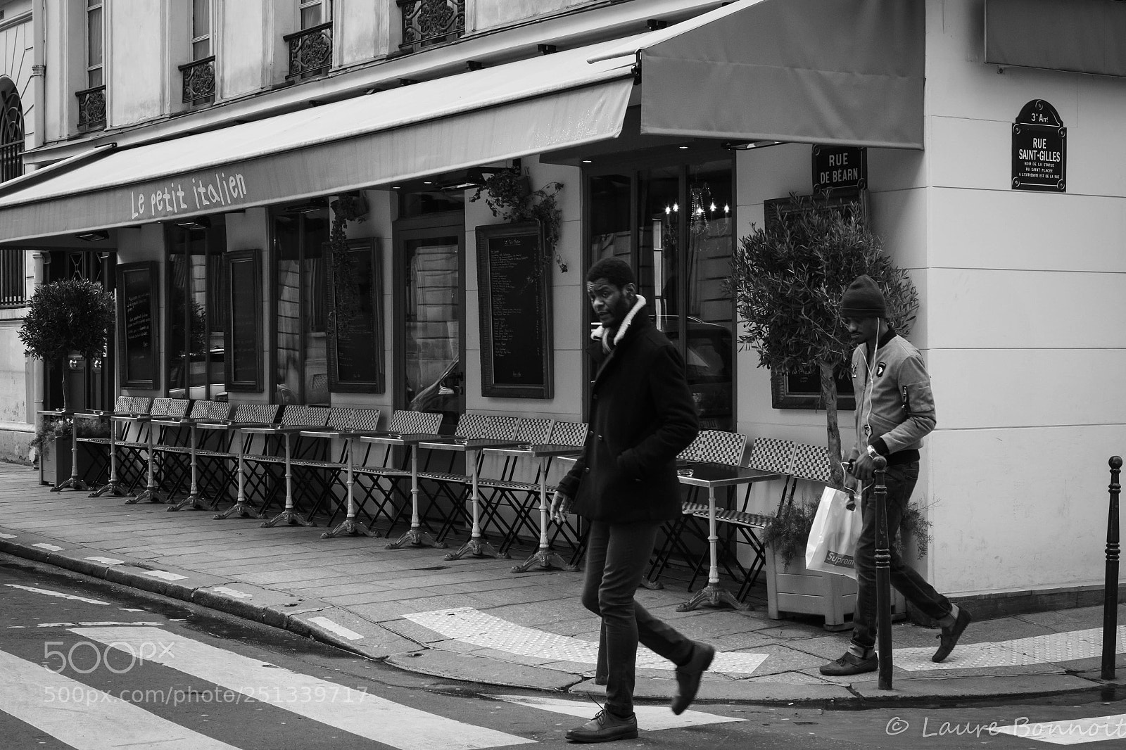 Canon EOS 70D sample photo. Rue saint gilles photography