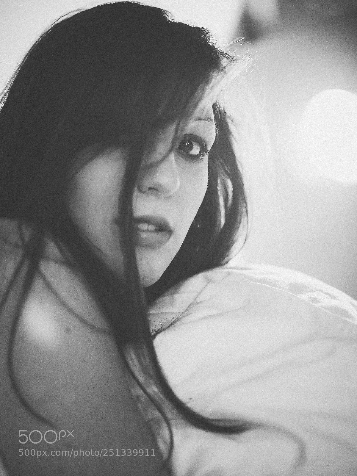 Olympus PEN-F sample photo. Elodie : portrait photography