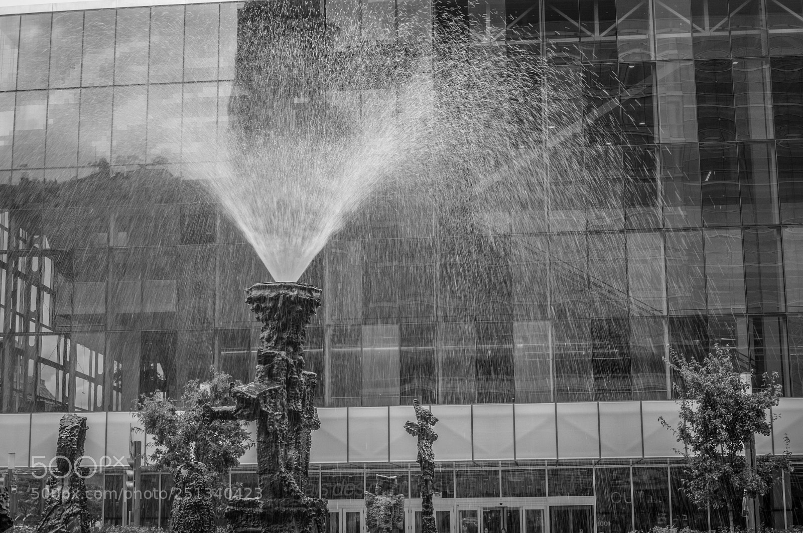Sony Alpha NEX-6 sample photo. Montreal congress photography
