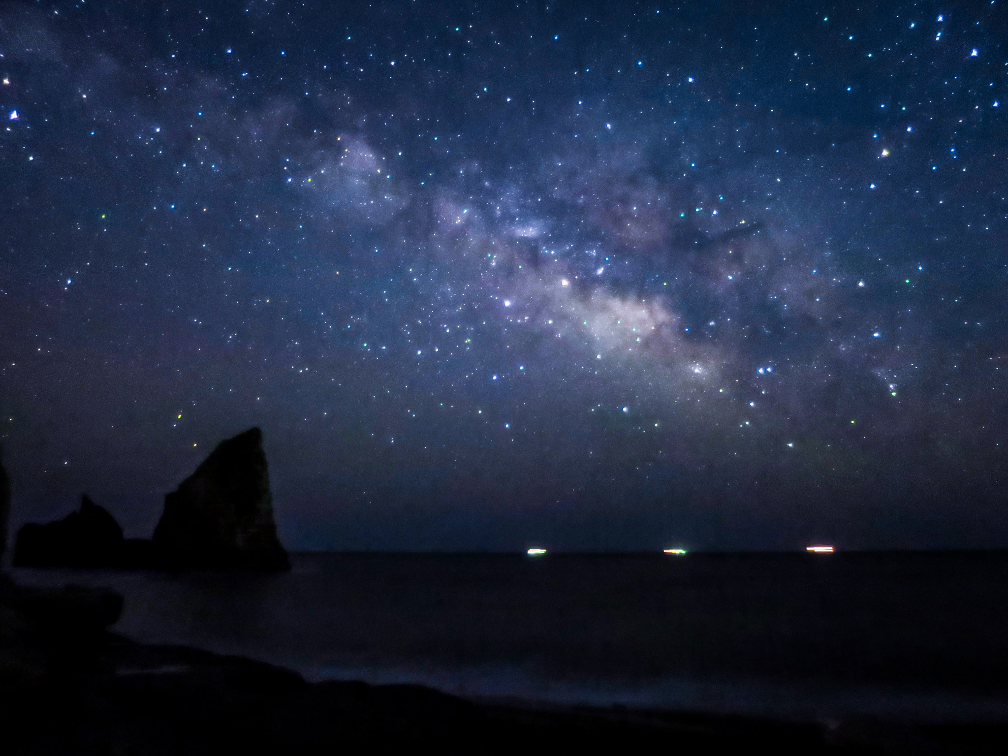Canon PowerShot S120 sample photo. Milky way over pacific ocean photography