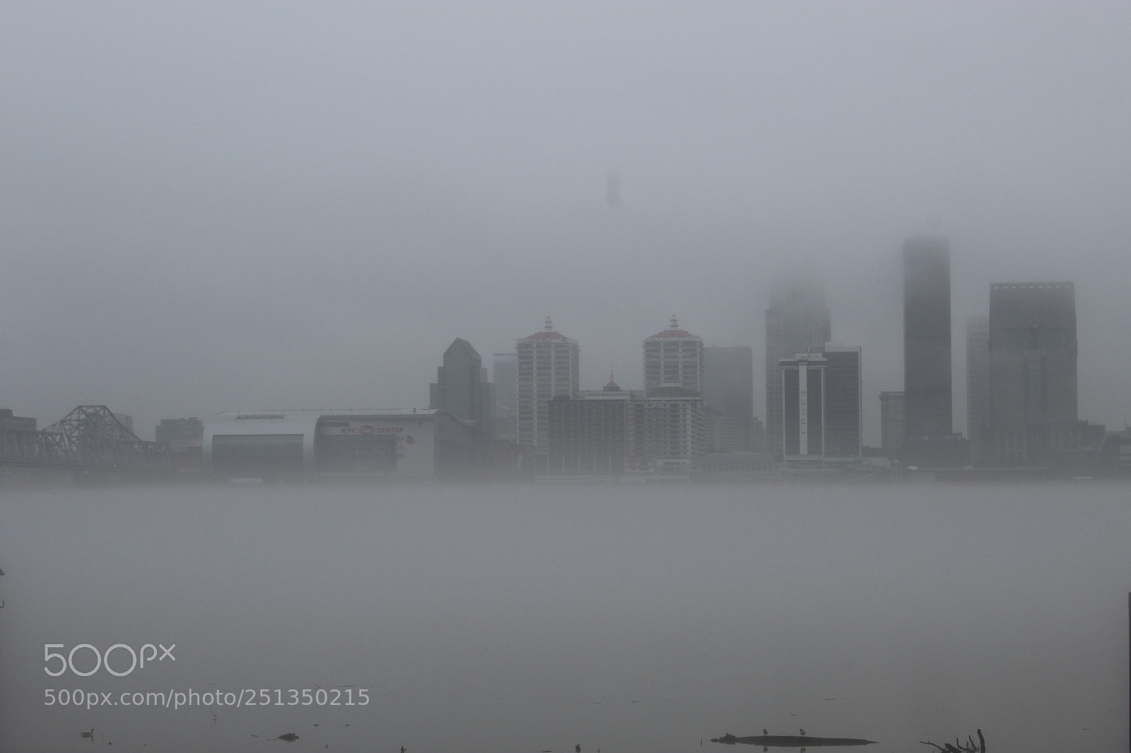 Canon EOS 1200D (EOS Rebel T5 / EOS Kiss X70 / EOS Hi) sample photo. Fog over louisville photography