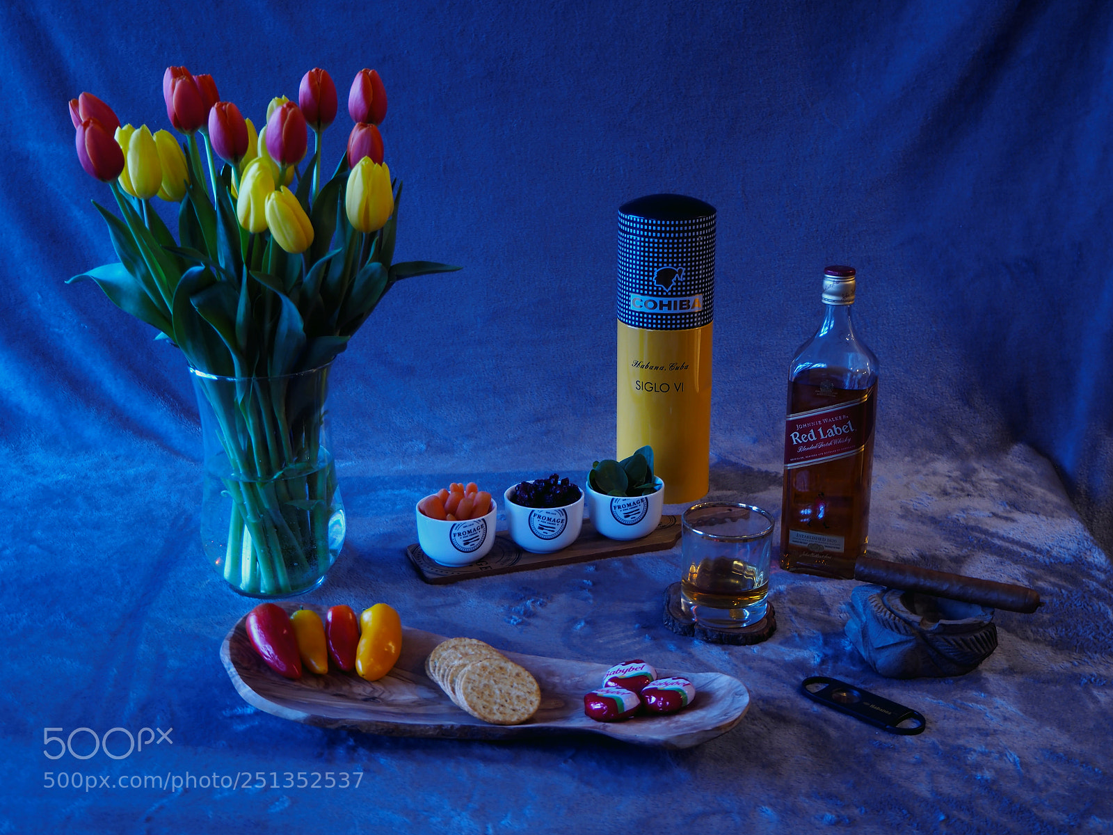 Olympus OM-D E-M10 II sample photo. Still life photography