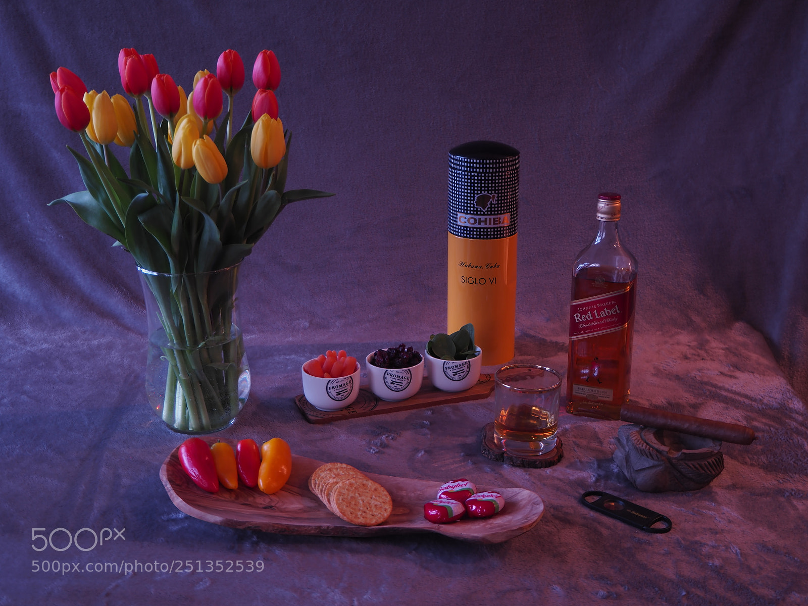 Olympus OM-D E-M10 II sample photo. Still life photography