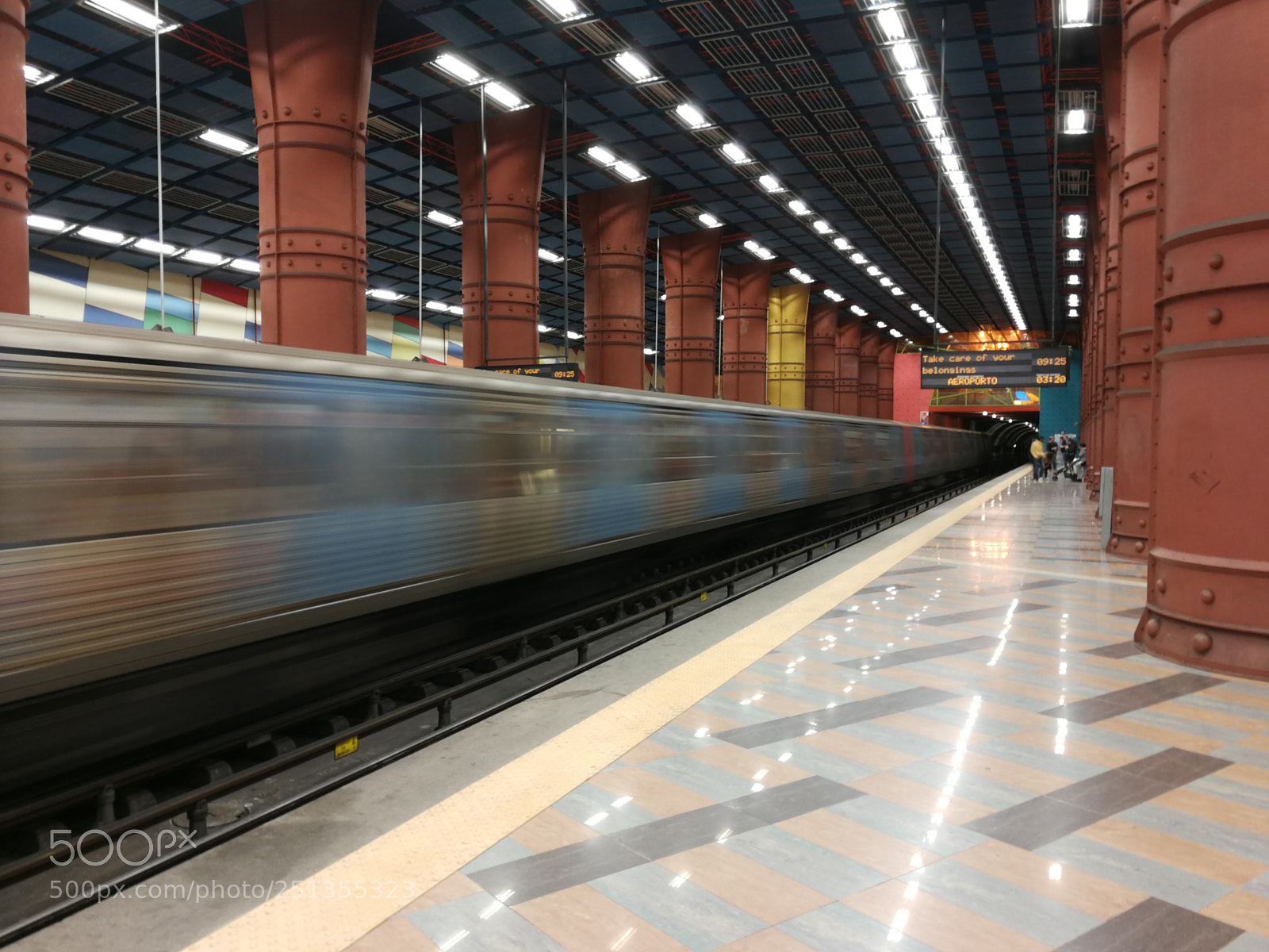 HUAWEI P10 sample photo. I miss the train photography