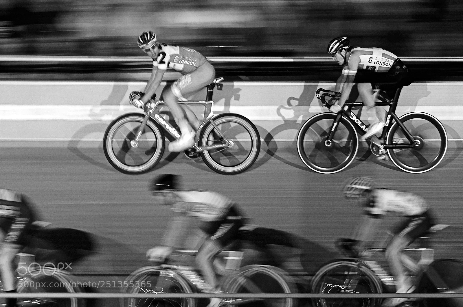 Fujifilm X-T10 sample photo. 6 day races photography