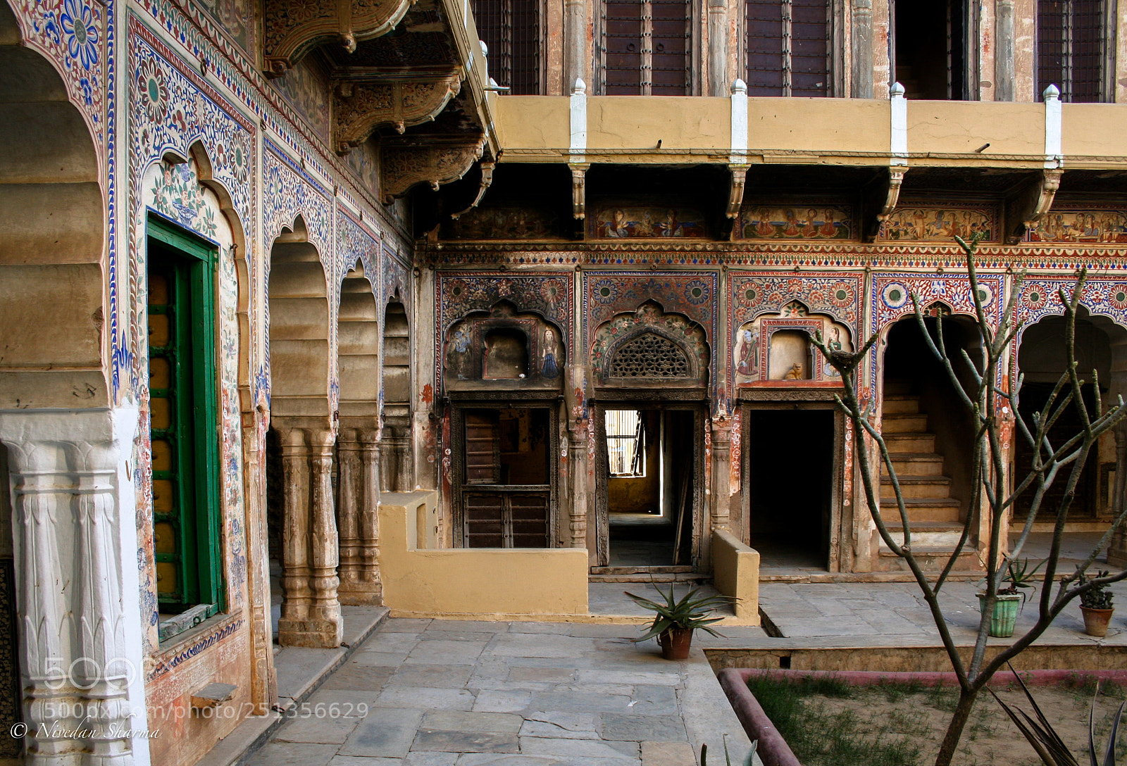 Canon EOS 350D (EOS Digital Rebel XT / EOS Kiss Digital N) sample photo. Haveli photography