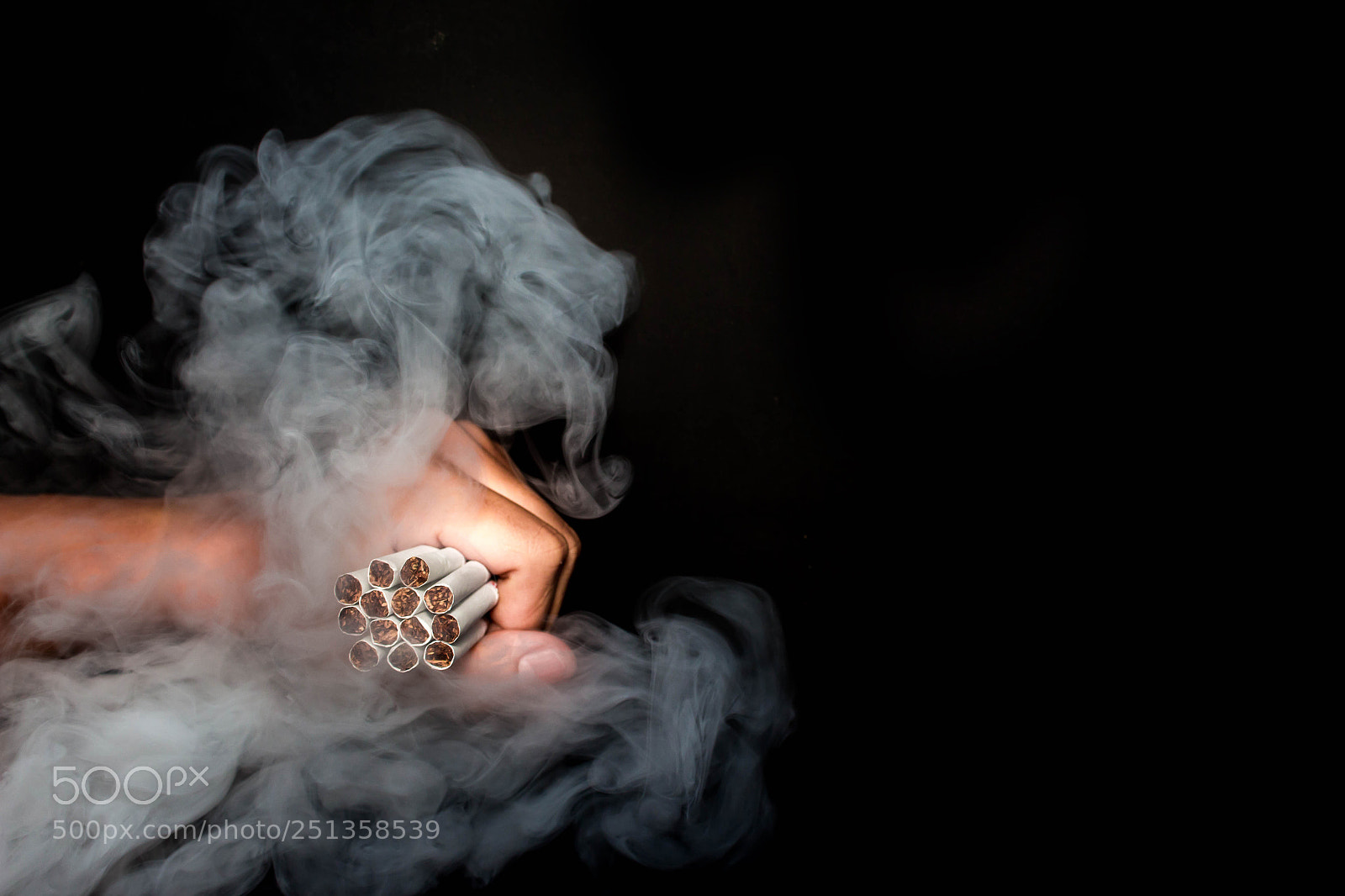 Canon EOS 700D (EOS Rebel T5i / EOS Kiss X7i) sample photo. Smoke vapor white cigarette photography
