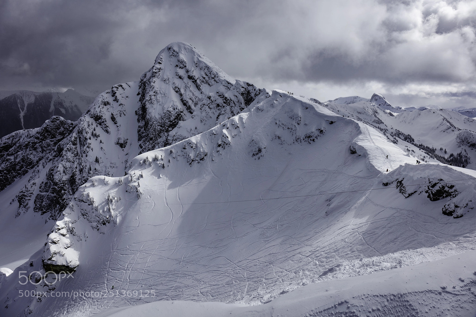 Canon EOS 5DS R sample photo. Mount mackenzie photography