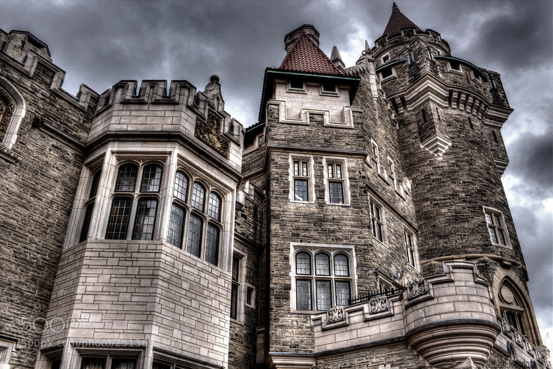 Canon EOS 100D (EOS Rebel SL1 / EOS Kiss X7) sample photo. Casa loma castle photography