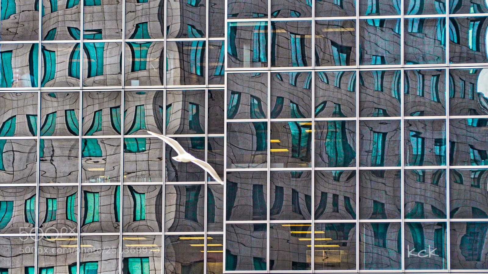 Olympus OM-D E-M10 II sample photo. Downtown reflections. photography