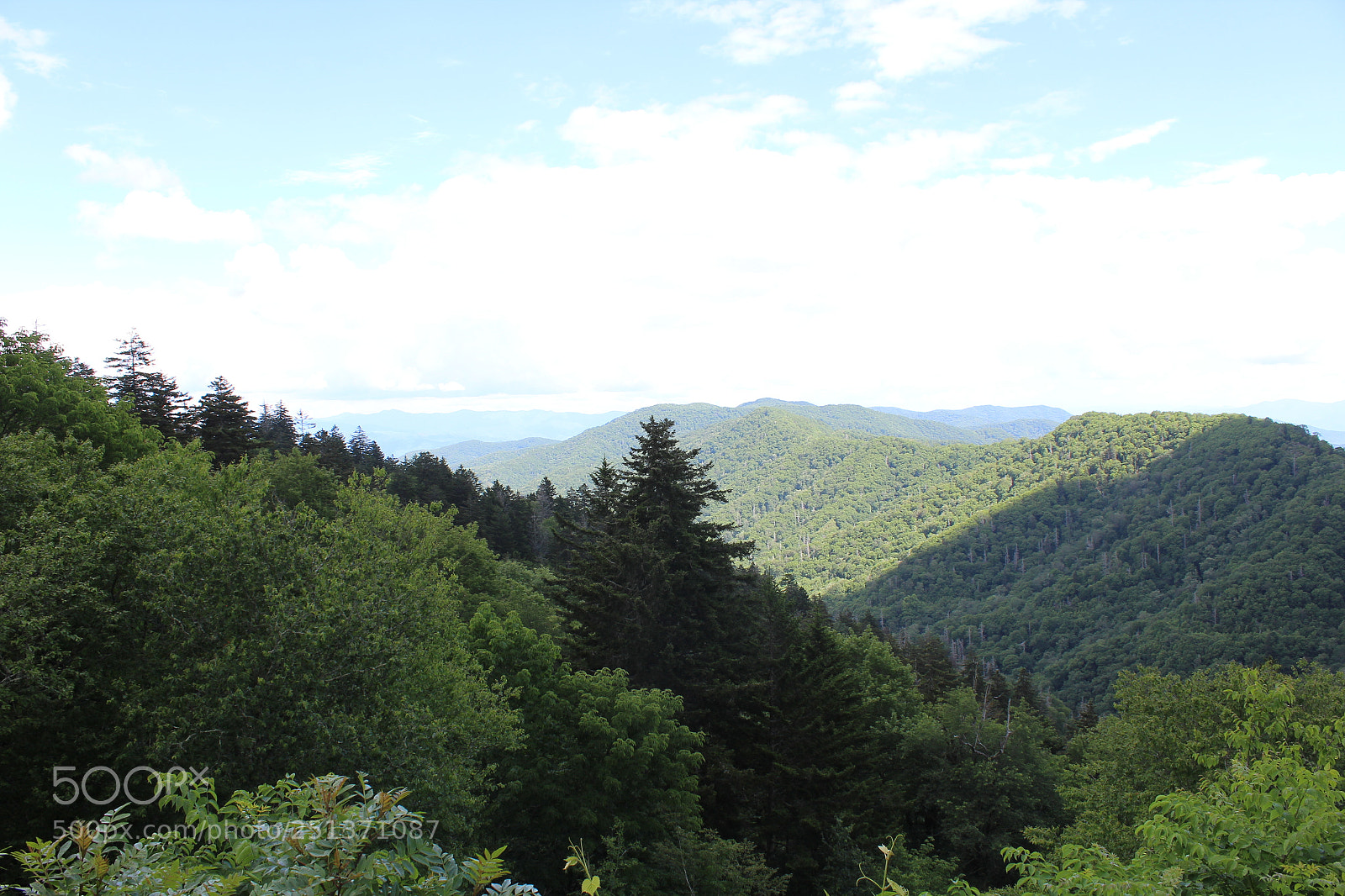Canon EOS 1200D (EOS Rebel T5 / EOS Kiss X70 / EOS Hi) sample photo. Smokey mountains photography