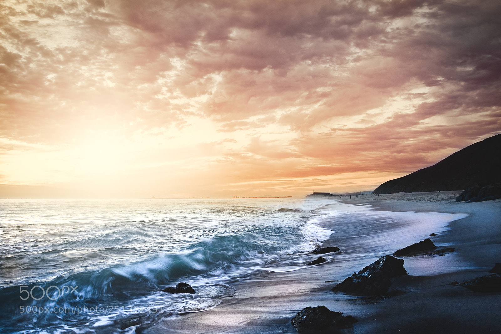 Canon EOS 7D Mark II sample photo. Malibu glow photography