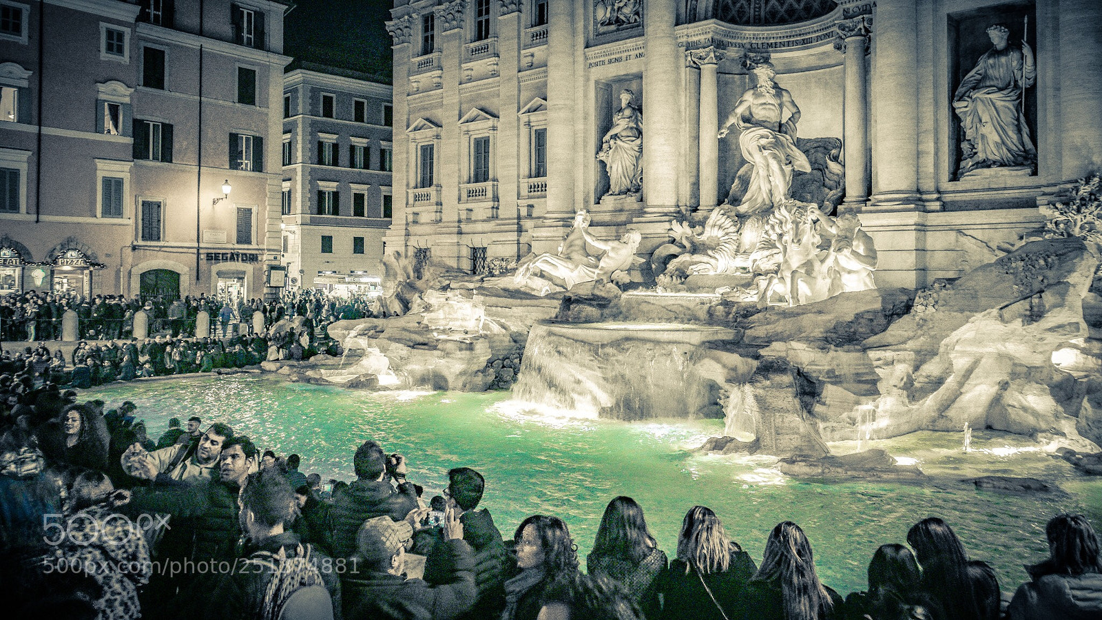 Sony a6500 sample photo. Trevi fountain - selfie photography