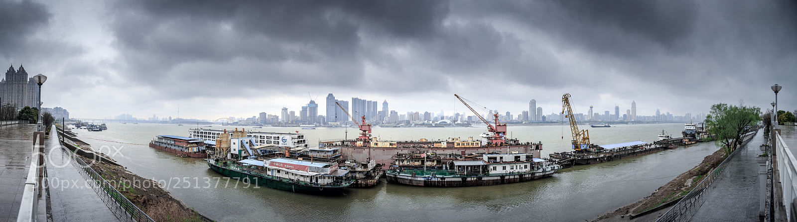 Canon EOS 6D Mark II sample photo. Dark clouds hang over photography