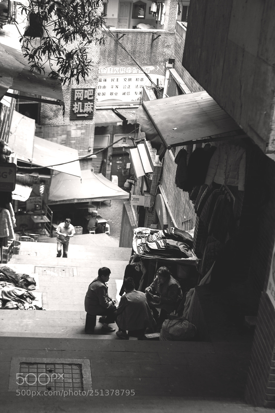Canon EOS 5D Mark II sample photo. B&w photography